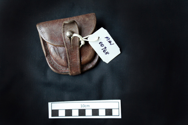 Personal Effects, man's leather purse, c1900