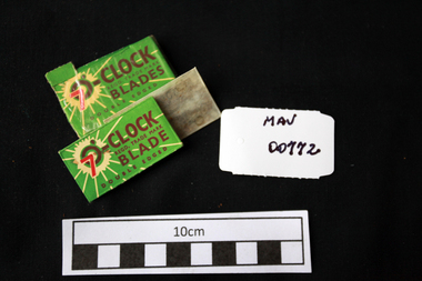 Personal Effects, man's  razor blade in box, 20thC