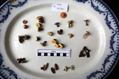 Personal Effects,men's shirt studs, c1900