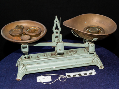 Scales, Imperial  weights & brass bowls, c1900