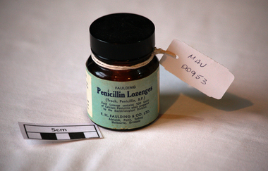 Manufactured Glass, brown bottle 'Penicillin Lozenges', 20thC