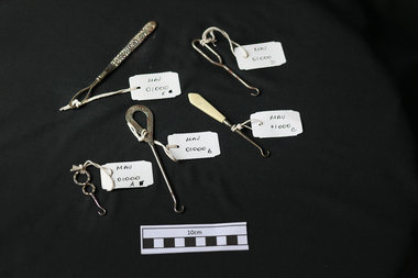 Craftwork, 5 assorted crochet  hooks, c1900