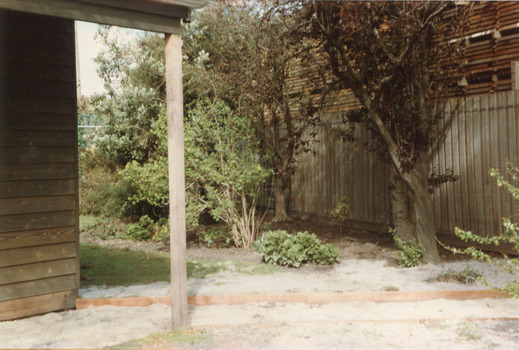 Box Cottage reconstruction - exterior of cottage (2 of 3)