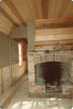 Box Cottage reconstruction - interior of cottage (3 of 3)