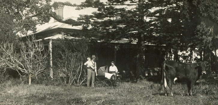 August Rietmann Frieda Stefanie Box Cottage c 1918 (1 of 2)