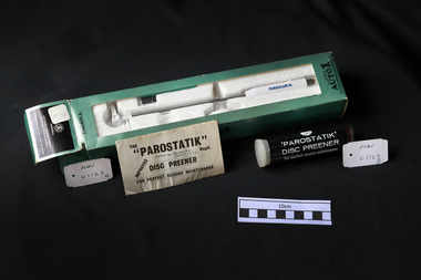 Manufactured Objects, Vinyl record cleaner kit 'NAGAOKA', c1970