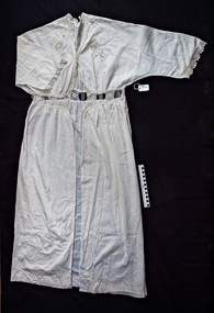 Clothing, Lady's crepe negligee