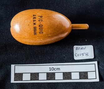 Sewing Equipment , wooden 'Pic-Quic', 20thC