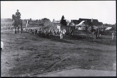 Oakleigh Hunt Club in Jasper Rd c 1920