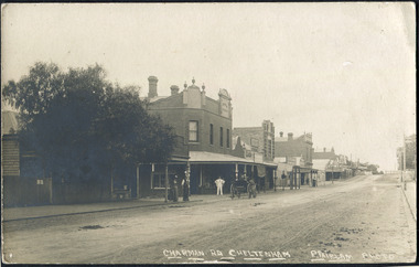 Charman Road, Cheltenham looking south