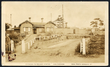 Cheltenham Railway Station c1920