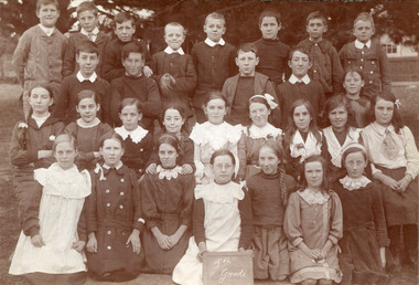 Cheltenham State School Grade 5 1910