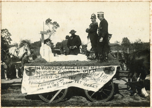 Folio 6  34  MAV 00574  Edith Cavell tableau,  Chelt. Parade 1916 