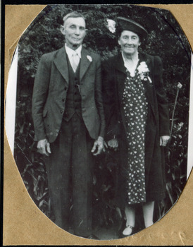 Alfred Amos(1868-1949) and his wife Gertrude Emma Box (1872-1957) - 1941