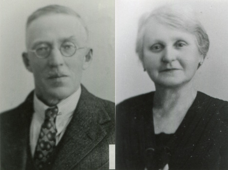 WW11 Reg. Photos August Frieda Rietmann (1 of 2)