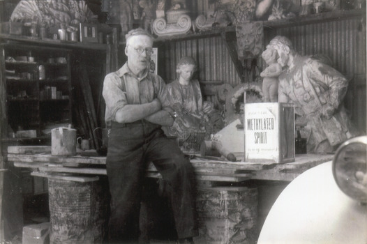 August Rietmann at work at  Box Cottage, Ormond - 1931 (1 of 2)