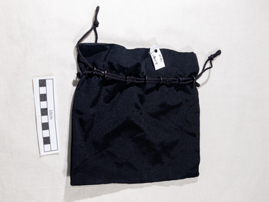 Clothing, Lady's Black serge dilly bag, c1910