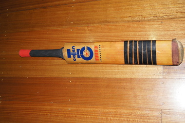 Darren Croft Premiership-Century Bat