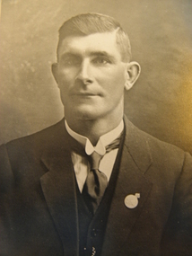 Documents & Photographs 6454 James F Fry, Early 20th Century