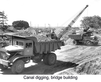 Photograph - Photograph - construction work on canal and bridge, Portland, n.d