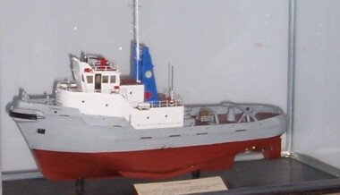 Decorative object - Model - T.S.M.T. Tarragal Tug, n.d
