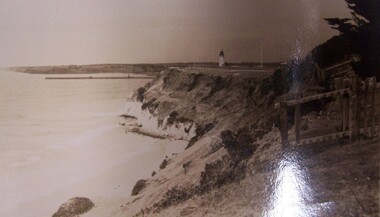 Postcard - Postcard - Lighthouse Bluff, Portland, Victoria, The Rose Stereograph Company, n.d