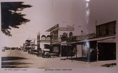 Postcard - Postcard - Bentinck Street, Portland, n.d