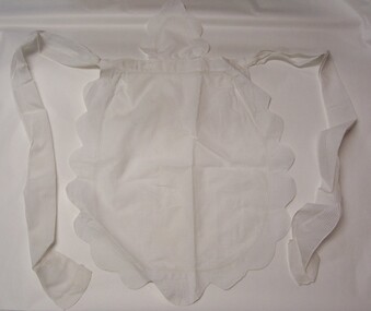 Functional object - Apron, 1900-1920