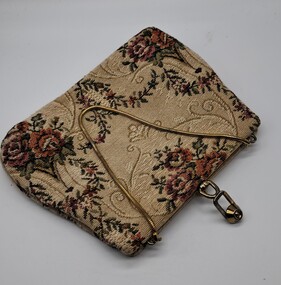 Accessory - Purse, unknown
