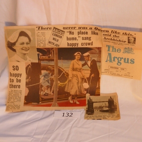 Newspaper - Newspaper clipping, Argus (newspaper), Queen returns to London, 17/05/1954