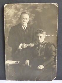 Photograph, David and Martha (Ruston) Medhurst, 1900c