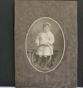 Photograph, Gordon Scholes [as child], 1910c