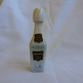 Bottle, Andross Distillery, Vandermint Liqueur, 1977_