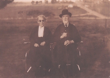 Photograph - Digital Image, Lucy and Arthur Frye at Greensborough, 1900c