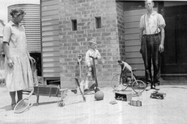 Photograph - Digital image, Mrs Lierse, John and Bill Lierse, 1934, 1934_