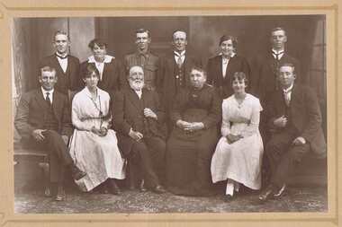 Photograph - Digital image, Iredale family [?], 1915c