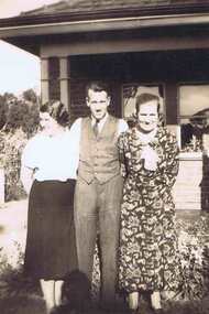 Photograph - Digital image, Iredale 2 [man and two women], 1930c