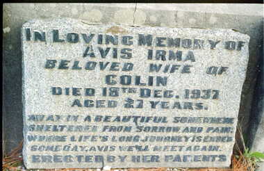 Photograph - Digital Image, Grave of Avis I. Williams, Greensborough Cemetery, 18/12/1937