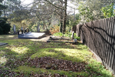 Photograph - Digital image, Greensborough Cemetery [view 6], 26/07/2011