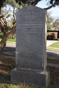Photograph - Digital Image, Grave of Hugh Rennie Duncan, Greensborough Cemetery, 31/12/1913