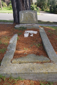 Photograph - Digital Image, Grave of Thomas W Finn, Greensborough Cemetery [damaged headstone], 17/06/1938