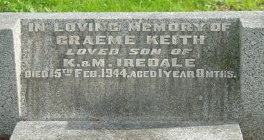 Photograph - Digital Image, Grave of  Graeme K Iredale, Greensborough Cemetery, 15/02/1944