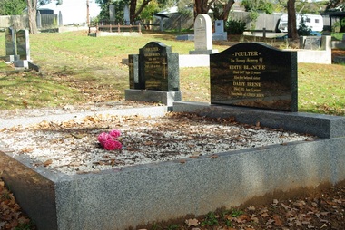 Photograph - Digital Image, Graves of Edith Poulter, Daisy Poulter and Giles Poulter, Greensborough Cemetery, 1907_