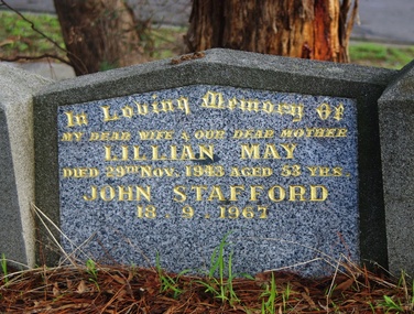 Photograph - Digital Image, Grave of Lillian M. Stafford, Greensborough Cemetery, 29/11/1943