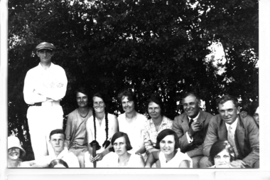 Photograph - Digital image, Mixed group, 1930c