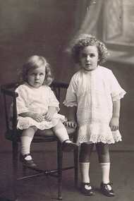 Photograph - Digital image, Children [unidentified], 1940c