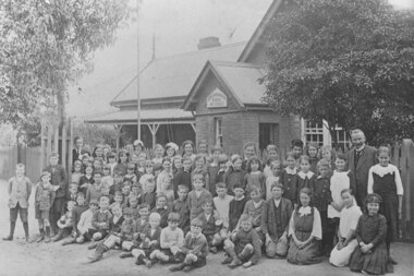 Photograph - Digital image, Greensborough State School Gr2062 1918, 1918_
