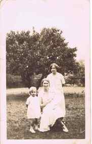 Photograph - Digital image, Three girls (Partington), 1920s