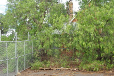 Photograph - Digital Image, Bundoora Primary School Bu1915 (old building) 1, 18/03/2014