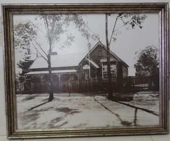 Photograph (Framed), Greensborough Primary School Gr2062 Grimshaw Street Photo, 1915c
